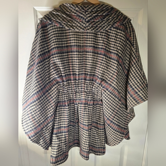 Jolt Plaid Cape Jacket - XS - Small - Picture 5 of 6